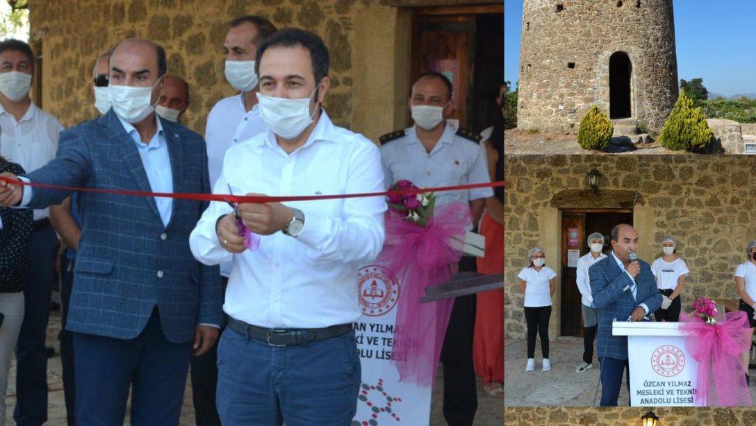 Tarihi Kızlan Yel Değirmenleri Özcan Yılmaz Mesleki ve Teknik Anadolu Lisesi Uygulama Restoranı Açıldı. 